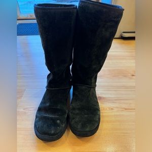 UGG boots size 7 black